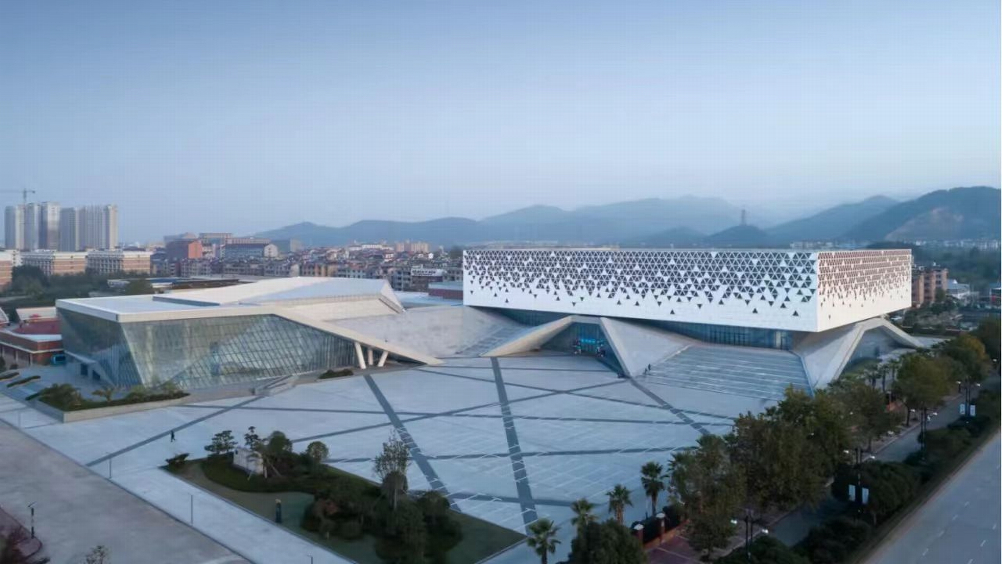 微信图片_20250421132608